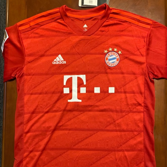 robert lewandowski jersey
